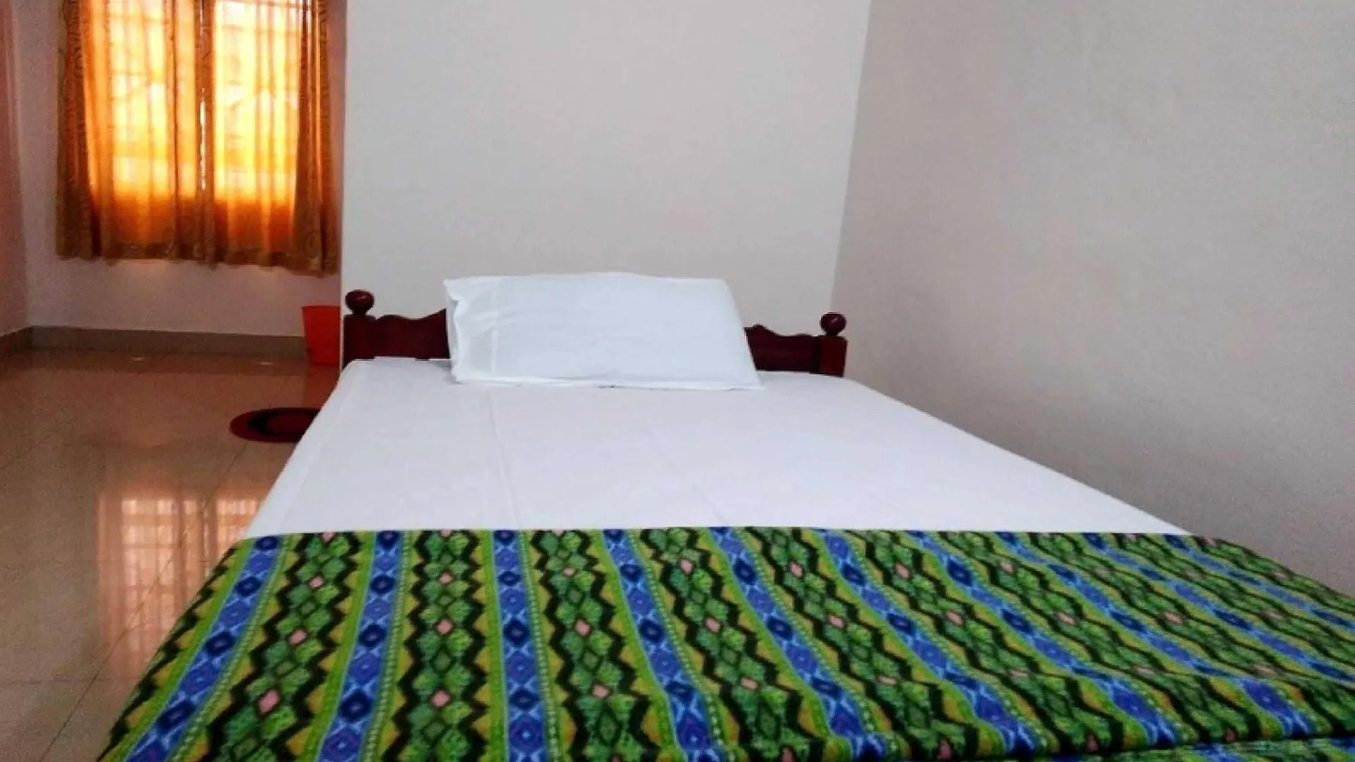 Spot On Sana Tourist Home Kollam 2*,